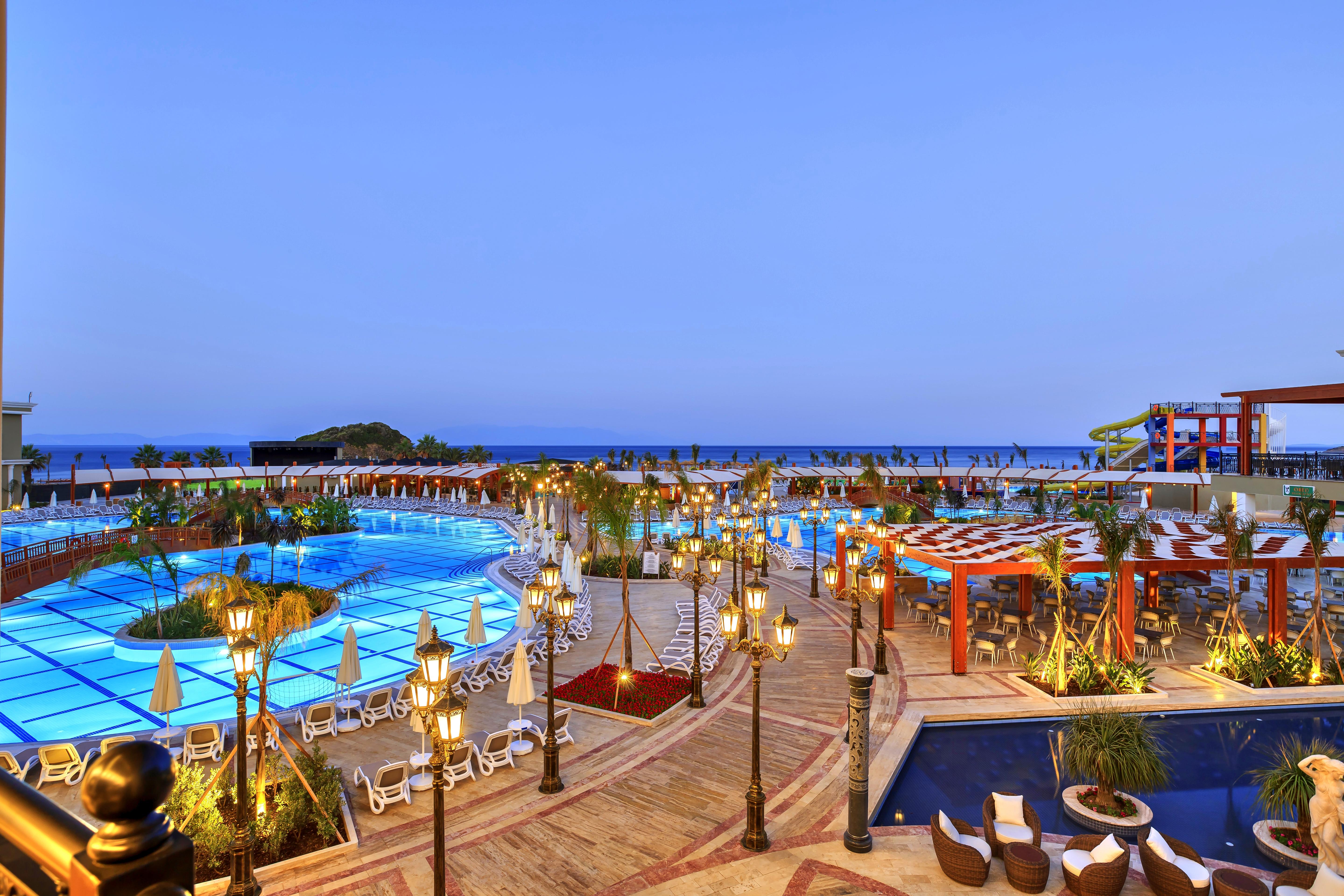 Sunis Efes Royal Palace Resort & Spa Özdere Extérieur photo