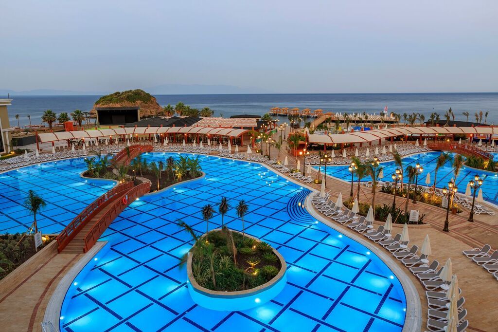 Sunis Efes Royal Palace Resort & Spa Özdere Extérieur photo