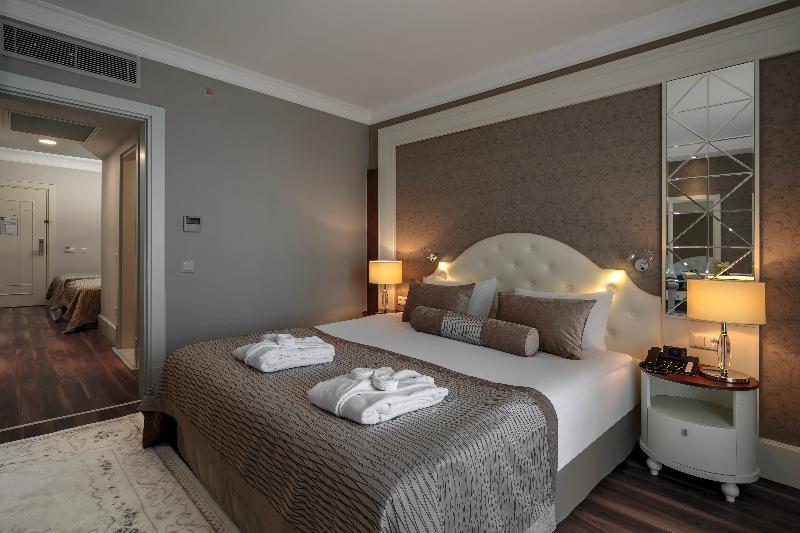 Sunis Efes Royal Palace Resort & Spa Özdere Extérieur photo